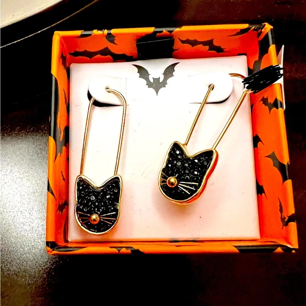 Black Cat Safety Pin Earrings, Gold, Crystal Pave Stones NWT, Halloween - Picture 7 of 9